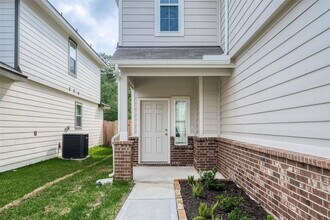 2373 Tavo Ridge Dr in Conroe, TX - Building Photo - Building Photo