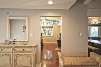 3478 Woodcliff Rd in Los Angeles, CA - Building Photo - Building Photo