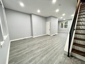 1018 S Frazier St in Philadelphia, PA - Building Photo - Building Photo