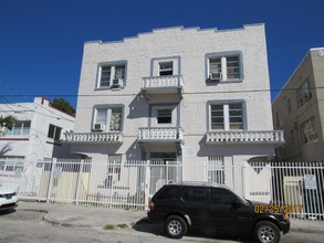 967 SW 5th St in Miami, FL - Building Photo - Building Photo