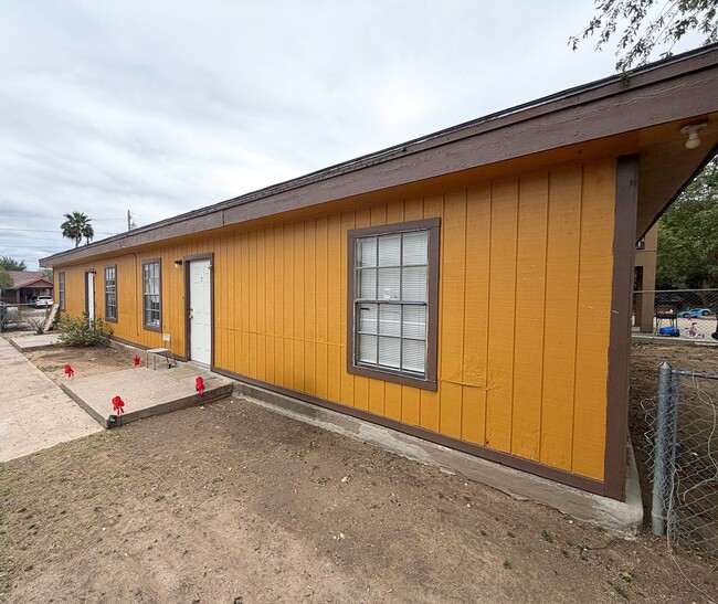 property at 1918 N Smith Ave