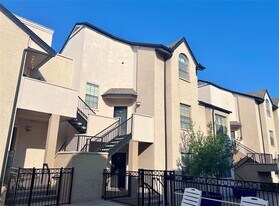 3901 Travis St in Dallas, TX - Building Photo