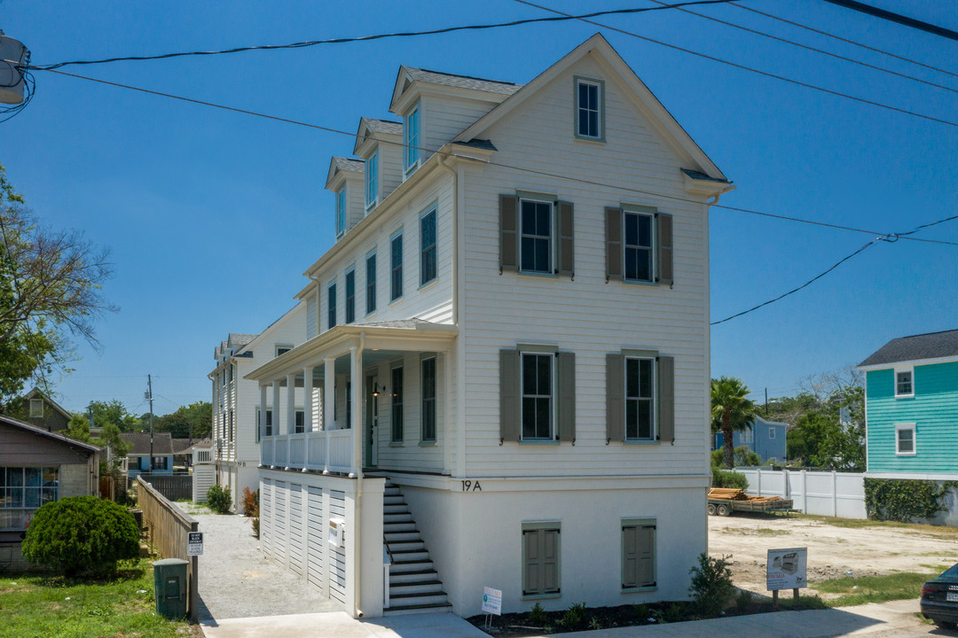 19 Reid St in Charleston, SC - Building Photo