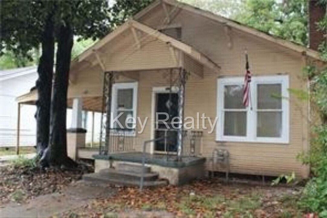 406 18th St in Alexandria, LA - Foto de edificio