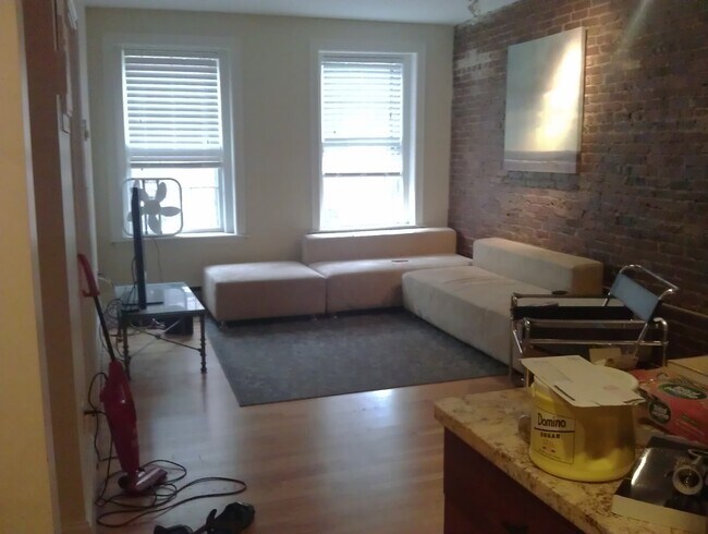 86 West Cedar St, Unit 88 west cedar 5 in Boston, MA - Building Photo - Building Photo