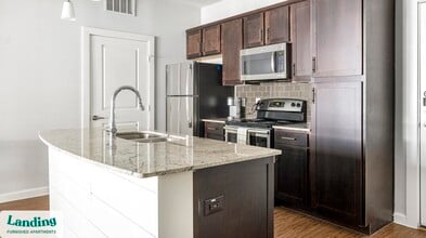 4300 Cromwell Dr, Unit 5206 in Kyle, TX - Building Photo - Building Photo