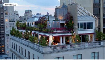 988 5th Ave in New York, NY - Building Photo