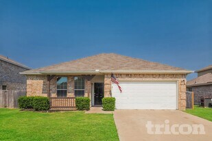 2809 Thistlewood Dr in Seagoville, TX - Building Photo
