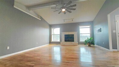 331 Carriage Trail Ct in O'Fallon, MO - Building Photo - Building Photo