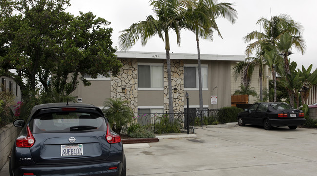 4140 Cleveland Ave in San Diego, CA - Foto de edificio - Building Photo