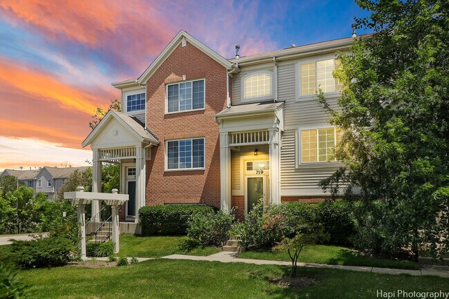 property at 719 Hanbury Dr