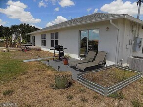 1304 NE 16th Terrace in Cape Coral, FL - Building Photo - Building Photo