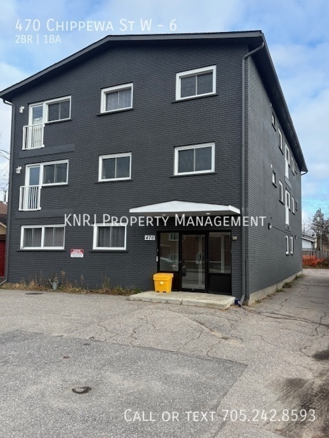 property at 470 Chippewa St W