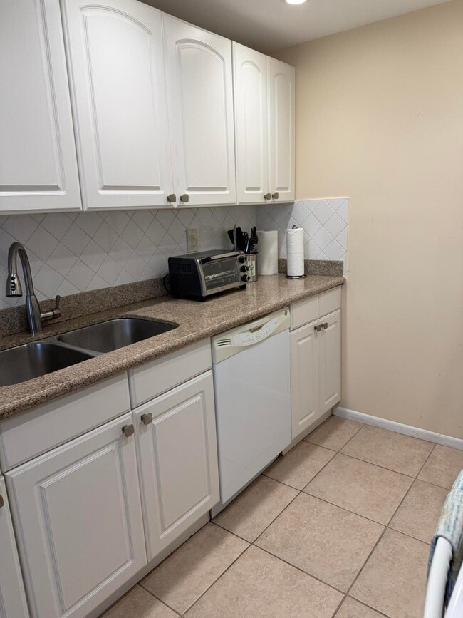 2029 Exeter in Boca Raton, FL - Building Photo - Building Photo