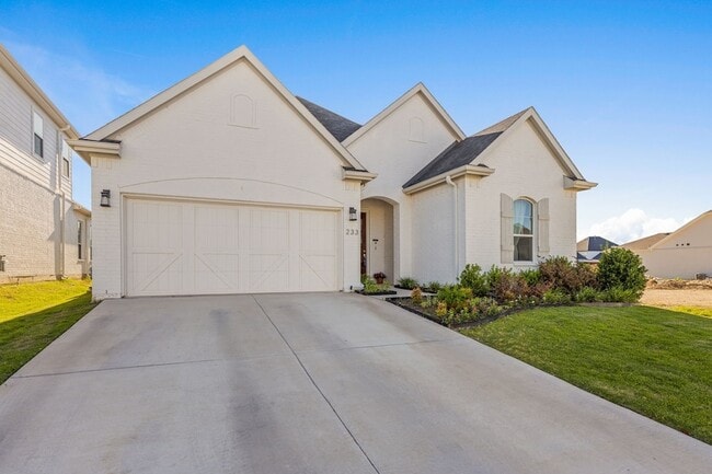 233 Observation Dr W in Aledo, TX - Foto de edificio - Building Photo