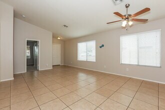 6418 W Preston Ln in Phoenix, AZ - Building Photo - Building Photo