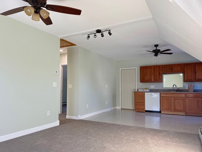 111 Division St in North Attleborough, MA - Building Photo - Building Photo