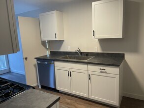 1210 E Monroe Dr in Shawnee, OK - Building Photo - Building Photo