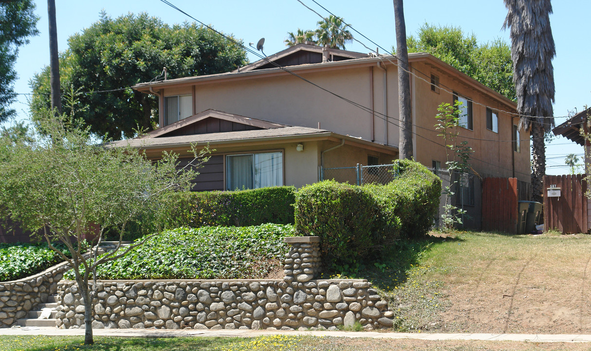 581-583 Mar Vista Ave in Pasadena, CA - Building Photo