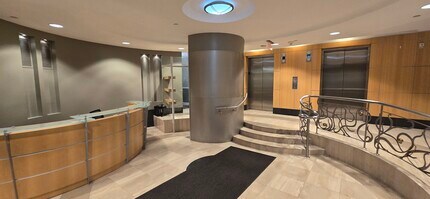 1111 11th St NW, Unit 702 in Washington, DC - Foto de edificio - Building Photo