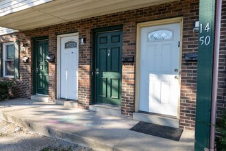 1420 Villa Ct, Unit A in Middletown, OH - Foto de edificio - Building Photo