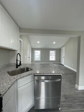 154 Earle St in Central Falls, RI - Building Photo - Building Photo