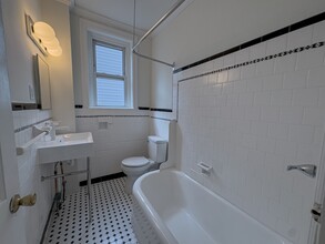 1223 N Franklin St in Philadelphia, PA - Building Photo - Building Photo