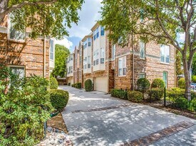 4330 Holland Ave in Dallas, TX - Building Photo