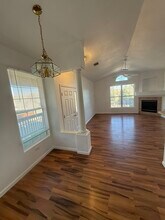 4094 S Crystal Cir, Unit 201 in Aurora, CO - Building Photo - Building Photo