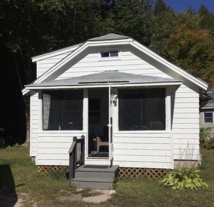 Pondfield Dr Cabin Two, Unit Cottage Two in Woodstock, NH - Building Photo