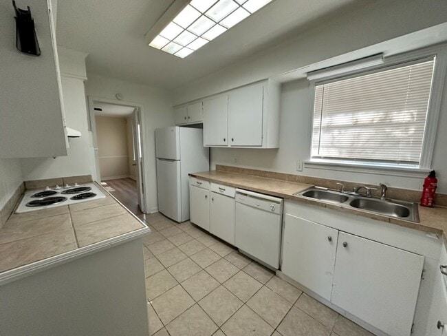 1337 Springdale Dr in Jackson, MS - Building Photo - Building Photo