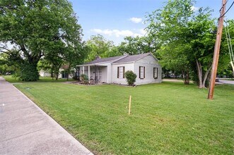920 N Virginia St in Terrell, TX - Building Photo - Building Photo