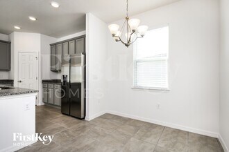 609 Crown Rose Dr in Bartow, FL - Foto de edificio - Building Photo