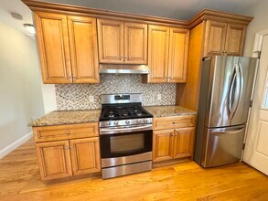 32 Roosevelt Ave in Hull, MA - Building Photo - Building Photo