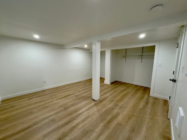 7027 22nd Ave NW, Unit 3