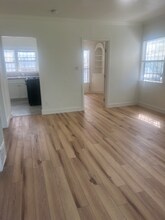 6522 S Victoria Ave in Los Angeles, CA - Foto de edificio - Building Photo