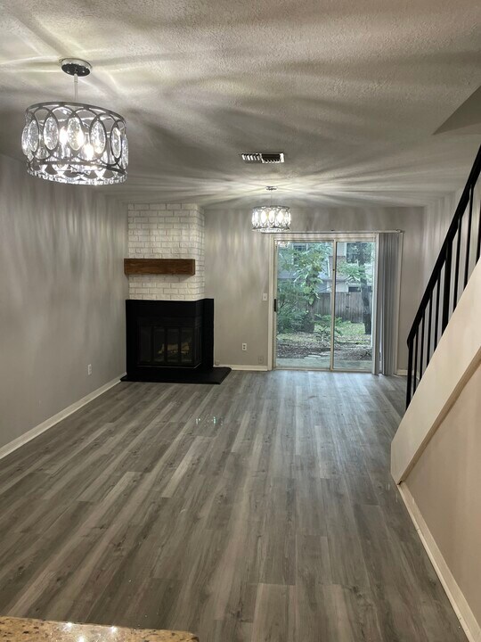 11345 Regal Square Dr in Tampa, FL - Building Photo