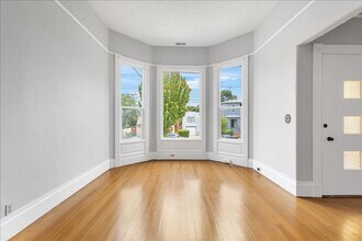 1615 Grand St in Alameda, CA - Building Photo - Building Photo