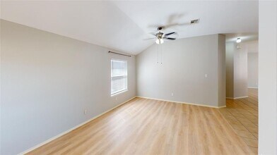 1482 Rainbow Parke Dr in Round Rock, TX - Building Photo - Building Photo