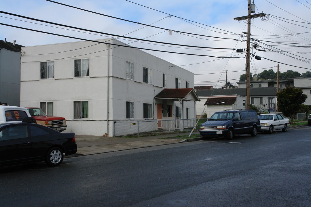 207 Armour Ave in South San Francisco, CA - Foto de edificio