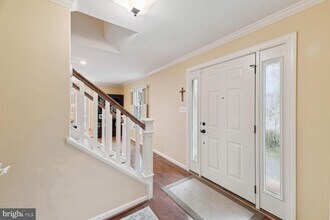 6603 Forsythia St in Springfield, VA - Building Photo - Building Photo