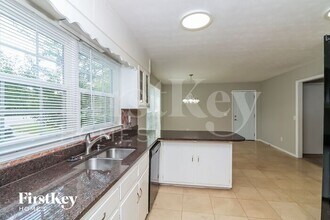 3975 Sandy Plains Rd in Marietta, GA - Building Photo - Building Photo