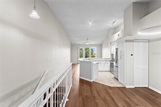 943 Normandy Trace Rd in Tampa, FL - Building Photo - Building Photo