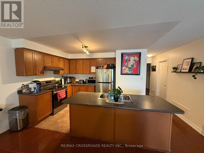 2709 Bur Oak Ave in Markham, ON - Building Photo - Building Photo