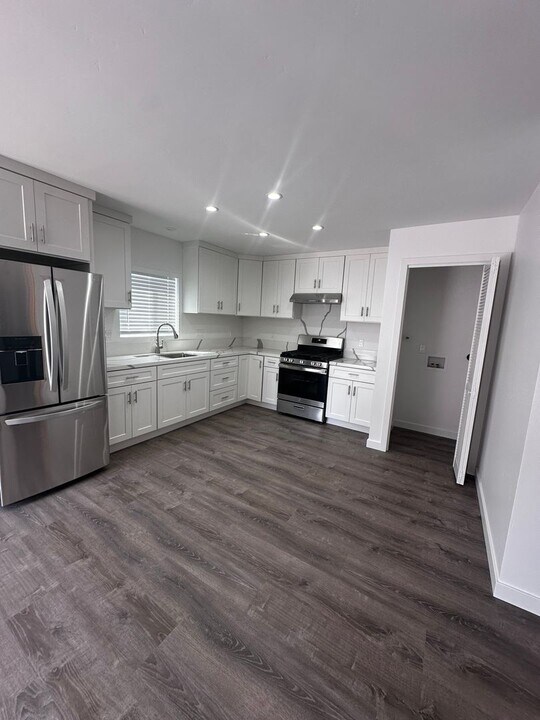 1145 14th St-Unit -2 in Imperial Beach, CA - Building Photo