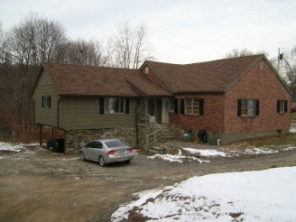 Maple Gardens in Newburgh, NY - Building Photo