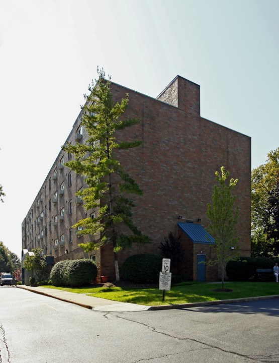 Lake Avenue Commons Apartments in Cleveland, OH - Foto de edificio