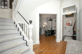 153 Collier St in Toronto, ON - Building Photo - Building Photo