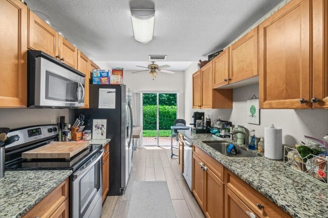 property at 318 SE 23rd Ave