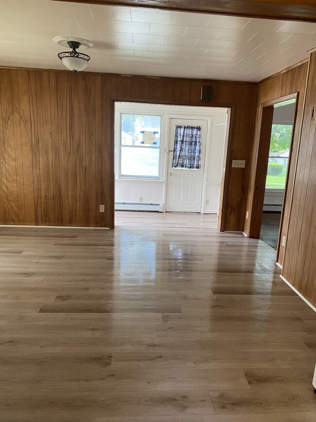 10 Grove St in Sodus, NY - Building Photo - Building Photo